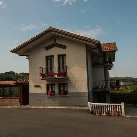 Tolare-berri Penzion 3*