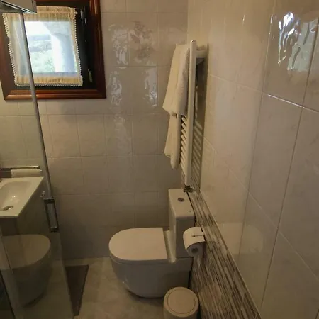 Guest house Tolare-berri 3*